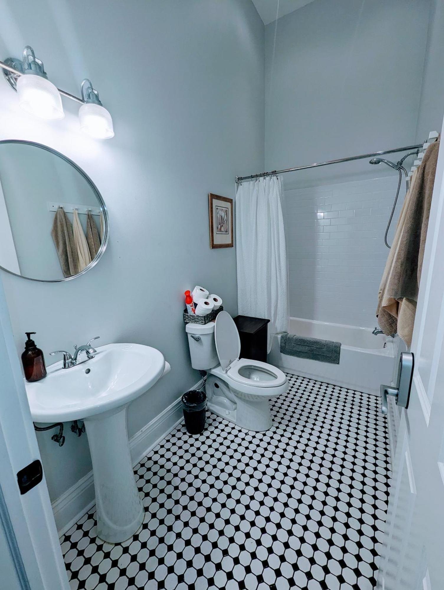 Royal Residence New Orleans Bagian luar foto